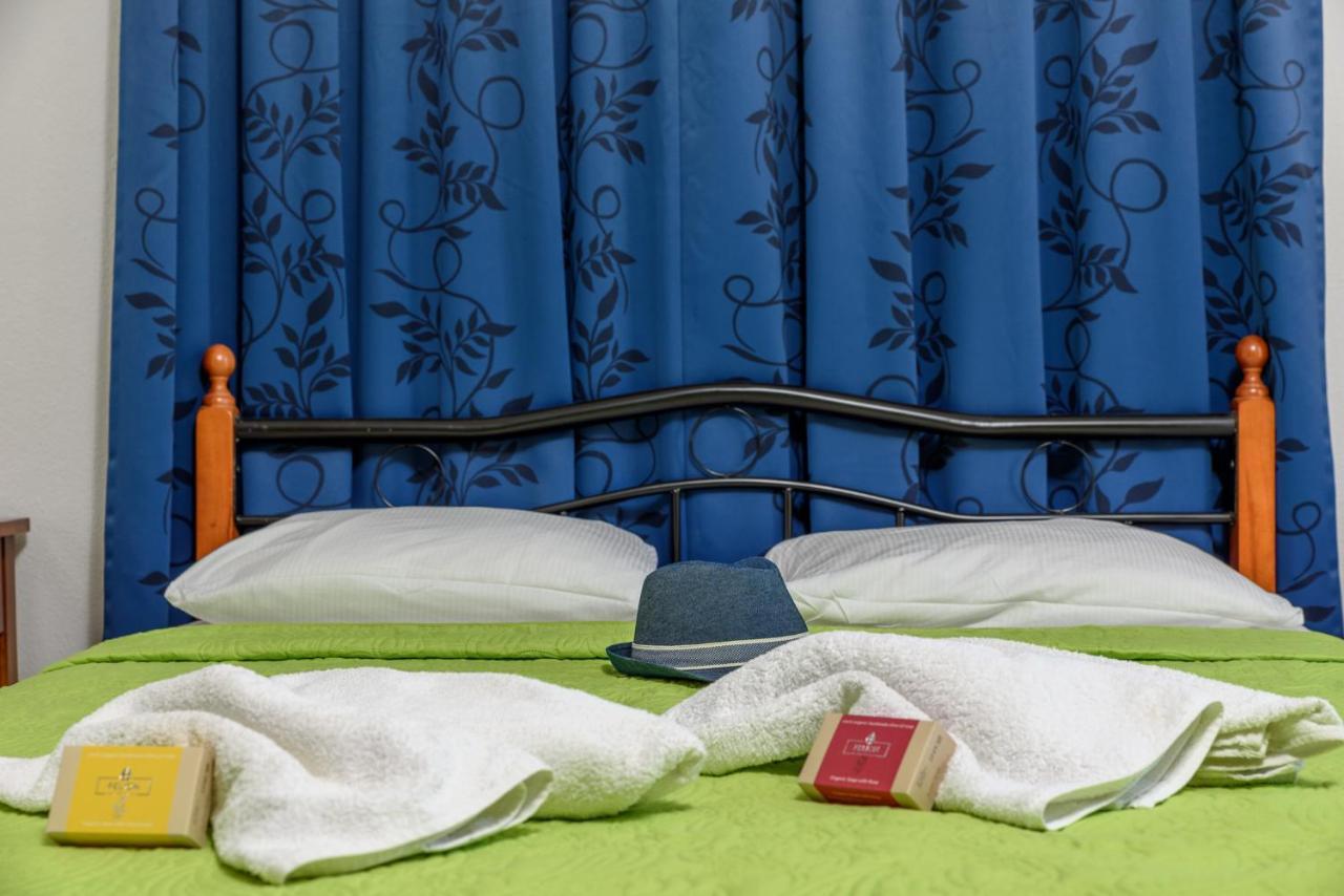 Des Roses Hotel Platanias  Luaran gambar