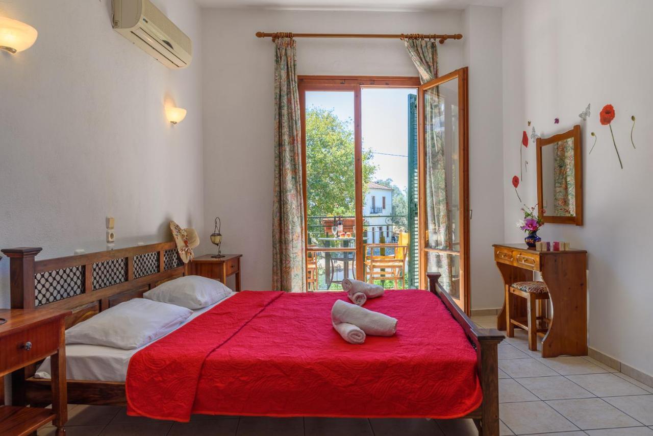 Des Roses Hotel Platanias  Luaran gambar