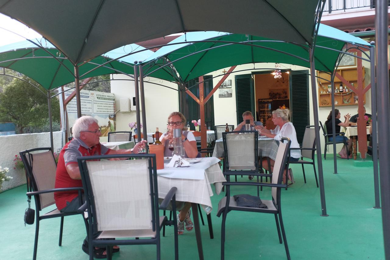 Des Roses Hotel Platanias  Luaran gambar