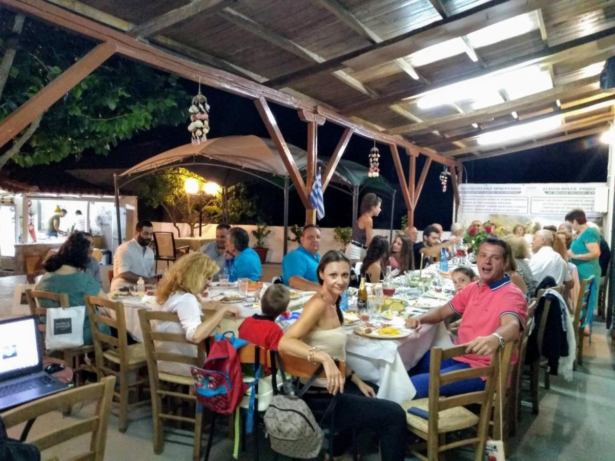 Des Roses Hotel Platanias  Luaran gambar