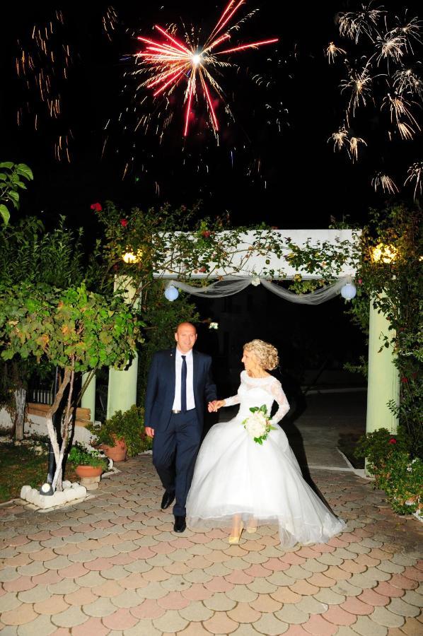 Des Roses Hotel Platanias  Luaran gambar